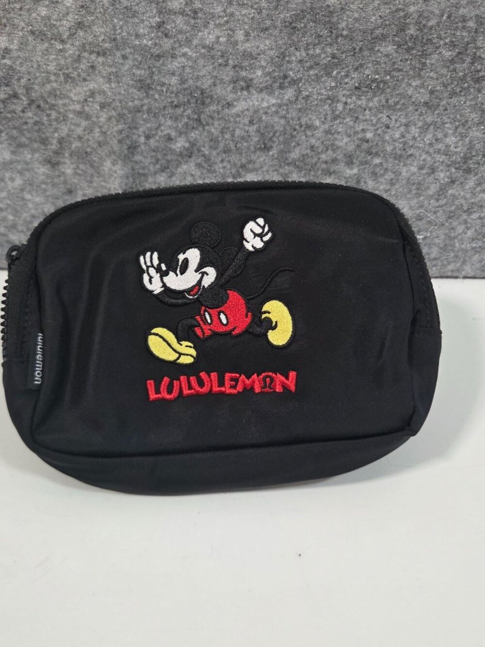 Disney x Lululemon Mickey Belt Bag 1L Black NWT Athleisure Streetwear